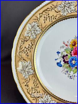 Royal Crown Derby VINE GOLDEN FAWN withFLORAL CENTER 10? Dinner Plate