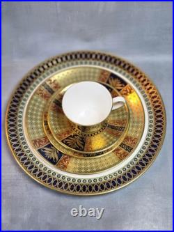 Royal Crown Derby Veronese Accent 5 Piece Setting Bone China England