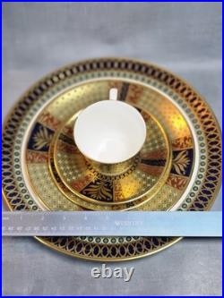 Royal Crown Derby Veronese Accent 5 Piece Setting Bone China England