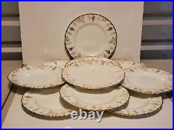 Royal Crown Derby Vine Gold Set Of 10 10 3/8'' W