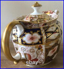 Royal Crown Derby Vintage Traditional Imari 2451 Teapot