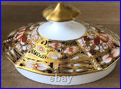 Royal Crown Derby Vintage Traditional Imari 2451 Teapot