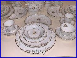 Royal Crown Derby Wentworth China Set 148 Pieces 1947-49 Vintage. E36