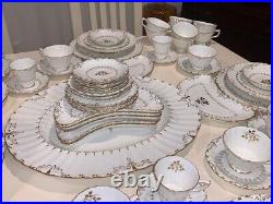 Royal Crown Derby Wentworth China Set 148 Pieces 1947-49 Vintage. E36