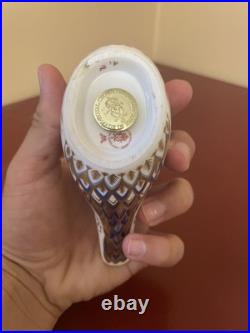 Royal Crown Derby Wheatear Bird Paperweight Gold Stopper Bone China England