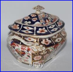 Royal Crown Derby Witches Imari Antique Lidded Sucrier c1820