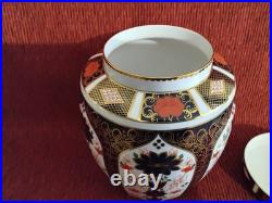 Royal Crown Derby, large Ginger Jar, 1128 Old Imari