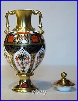 Royal Crown Derby old Imari 1128, Sudbury Urn / Covered Vase