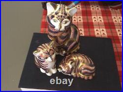 Royal Crown Derby paperweight Collection cats silver stoppers X3