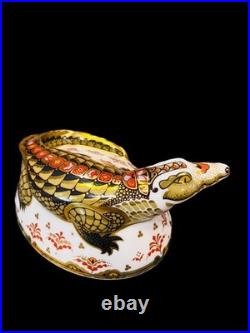 Royal Crown Derby paperweight Imari Crocodile English bone china