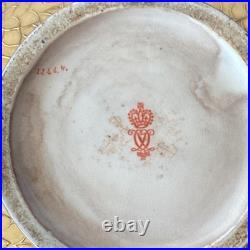 Royal Crown Derby porcelain covered jar 1887 London, Uk