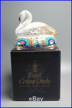 Royal Crown Derby'swan' Gold Stopper Paperweight 1st Quality