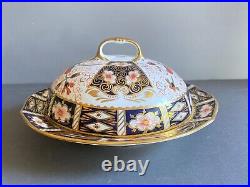 Royal Crown Derby traditional Imari covered muffin dish, bone china, ca. 1913