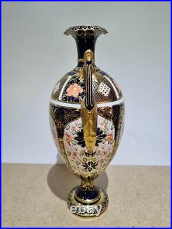 Royal Crown Derby two handled pedestal vase urn Old Imari 1128 1st quality C1904
