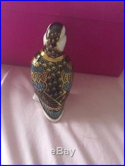 Royal crown derby Puffin paperweight