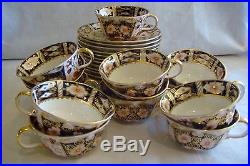 Set Of 13 Royal Crown Derby 2451 Imari Footed Tea Cups & Scalloped Saucers Mint