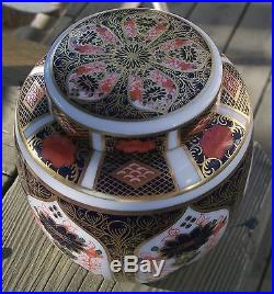 Stunning Royal Crown Derby Old Imari Lidded Ginger Jar Perfect 1128 L11
