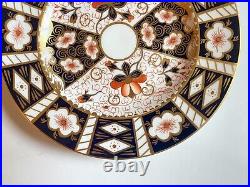Set 12 Royal Crown Derby Traditional Imari (#2451) bread and butter plates, MIN
