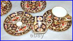 Set 4 Royal Crown Derby Traditional Imari 2 Demitasse Cups & Saucers