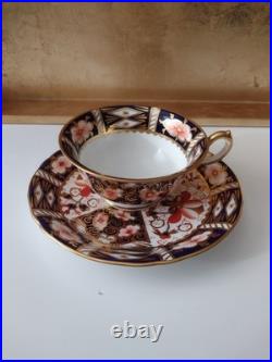 Set Of 2 Cup And Saucer Plus Creamer Royal Crown Derby Imari 2451 6 Pieces