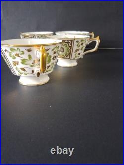 Set Of 4 Royal Crown Derby Green Derby Panel Teacups MINT 2 1/2 Tall 3 1/2 Dia