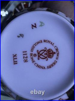 Set of 12 Royal Crown Derby Old Imari Tea Cup & Breakfast Saucer 1128