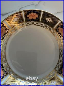 Six Royal Crown Derby Imari Pattern. Six Plates @One Price. 2 @8in and 4 @7 in