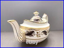 Stunning Tiffany Co. Royal Crown Derby Portman Oak teapot, holds 5 cups, gold
