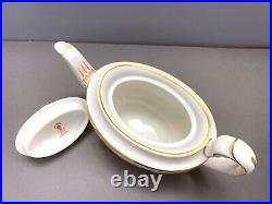 Stunning Tiffany Co. Royal Crown Derby Portman Oak teapot, holds 5 cups, gold