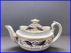 Stunning Tiffany Co. Royal Crown Derby Portman Oak teapot, holds 5 cups, gold