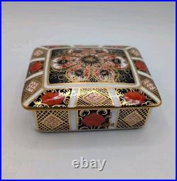 Trinket Box Royal Crown Derby Old Imari 1128 Lid Bone China Vintage 1970 England