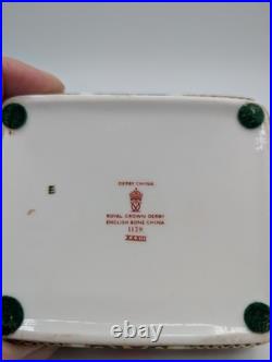 Trinket Box Royal Crown Derby Old Imari 1128 Lid Bone China Vintage 1970 England