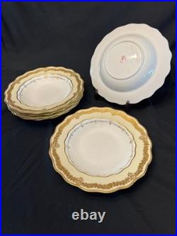 VINTAGE Royal Crown Derby Gold Vine Rim Soup Bowls 8 1/4 Set of 6 VINTAGE Royal Crown Derby Gold Vine Rim Soup Bowls 8 1/4 Set of 6