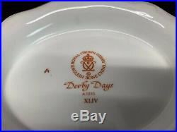 VTG Large Royal Crown Derby DERBY DAYS Bone China Teapot Cream & Sugar Set Mint