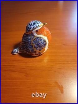 Vintage Royal Crown Derby Bone China Robin Bird Figurine Paperweight withStopper