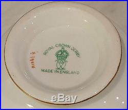 Vintage Royal Crown Derby Fine Bone China Heraldic Gold 8 Place Setting