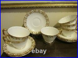 Vintage Royal Crown Derby Heraldic Gold England Set Of 6 Cup And Saucer