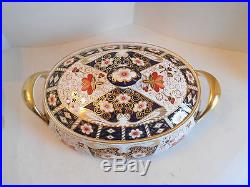 Vintage Royal Crown Derby Imari 2451 Covered Vegetable Dish Mint Condition