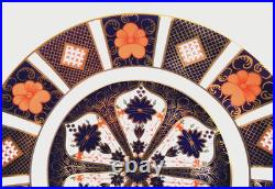 Vintage Royal Crown Derby Old Imari Bone China Salad Plate 1985 England 8.5