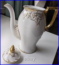 Vintage Royal Crown Derby, Pattern Vines Coffee Pot, 9 x 8