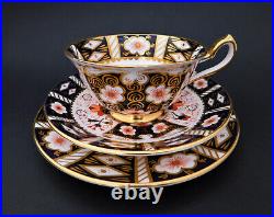 Vintage Royal Crown Derby Traditional Imari 2451 Trio Tea Cup Saucer Plate