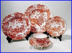Vtg ROYAL CROWN DERBY A74 Bone China RED AVES 5 Piece Place Setting